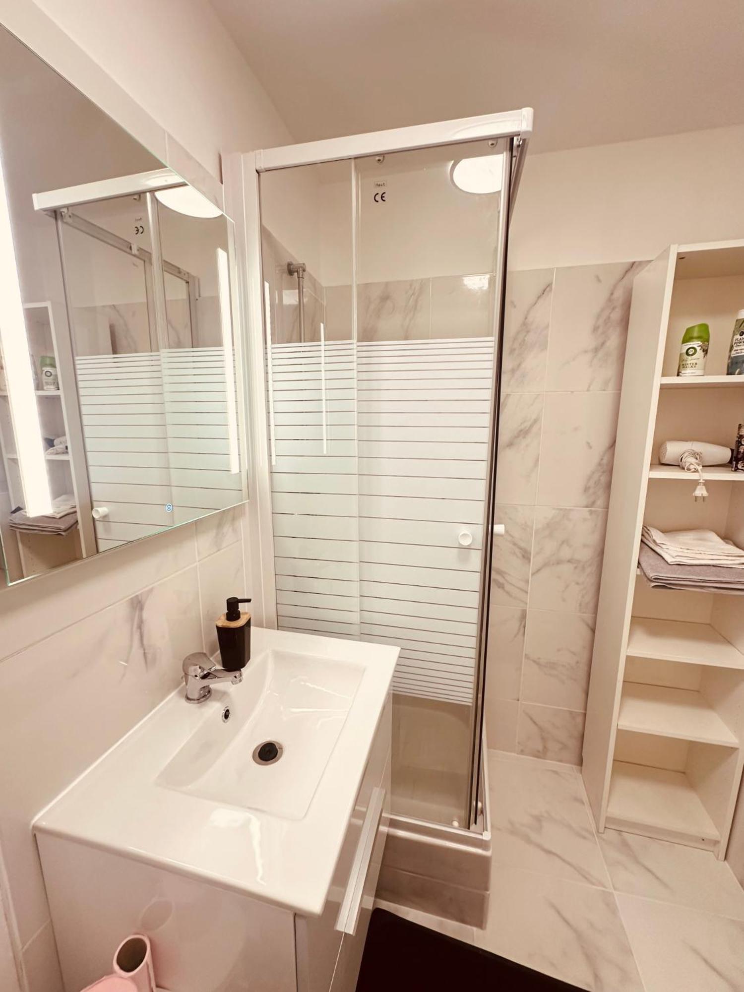 Studio Elegant A Cergy Εξωτερικό φωτογραφία